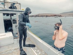 Two divers on their surface interval