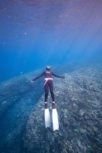 Low visibility diving