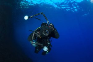 Light challenges that face underwater photographers