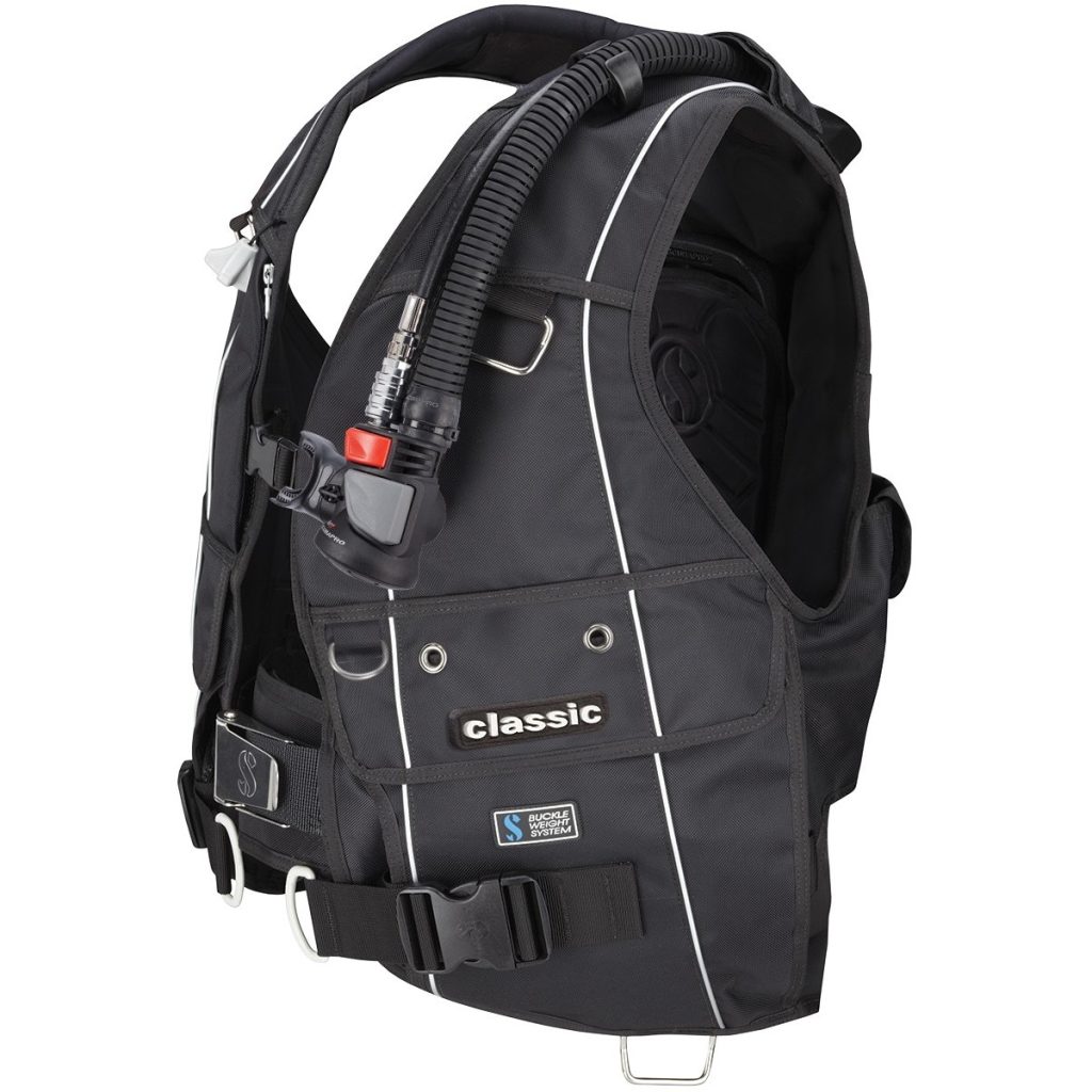 Mastering Buoyancy: Back-Inflate vs. Jacket Style BCDs Explained