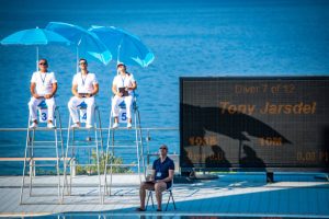 How to become a diving judge