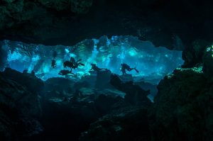 Hazards in underwater caves