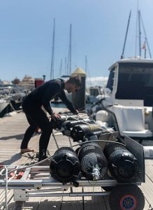 The mechanic divemaster