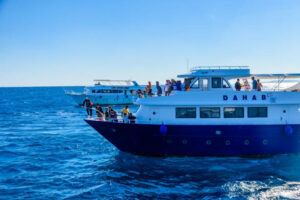 5 Smart Tips for Liveaboard Diving With Kids